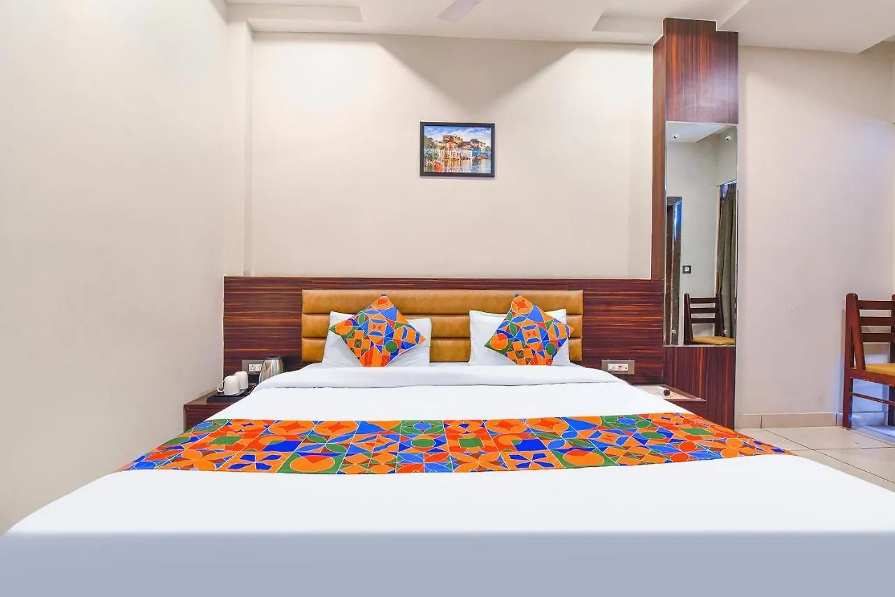 Hotel Fabhotel Maanvad Garh Udaipur