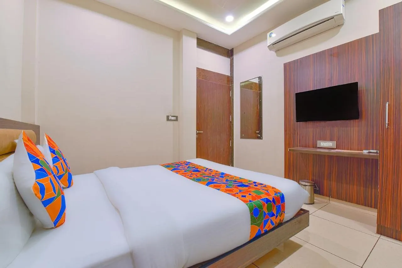 Fabhotel Maanvad Garh Udaipur Hotel