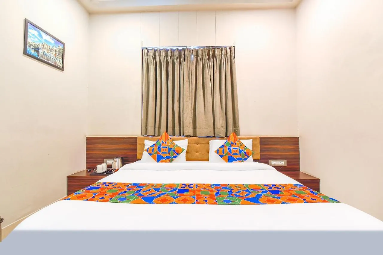 Fabhotel Maanvad Garh Udaipur Hotel